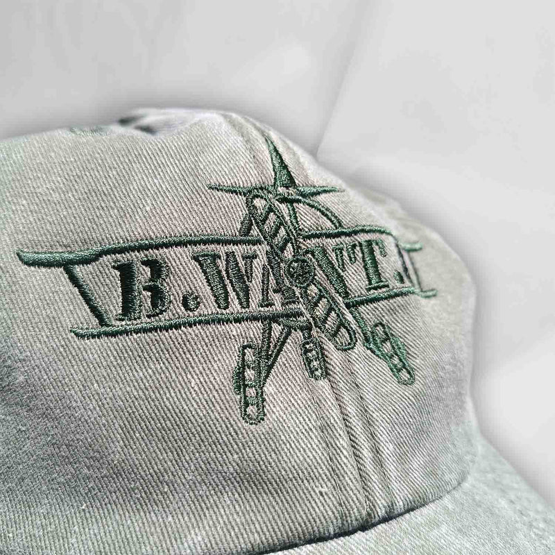 Cappellino con visiera Verde Militare - B.WANT.B EssentiaL